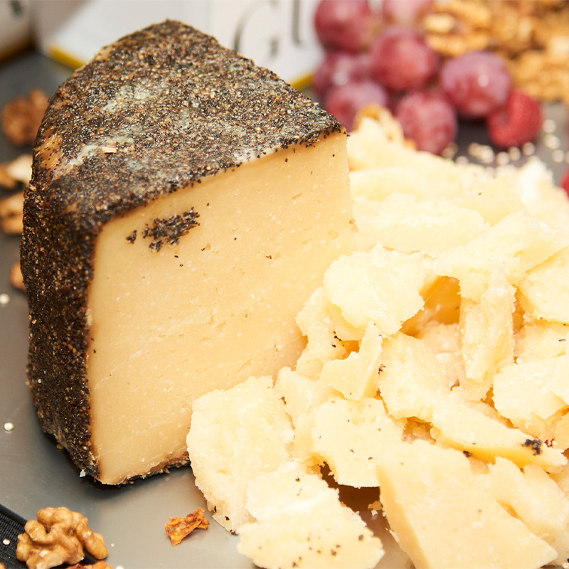 Queso Oveja Afinado Pimienta Negra