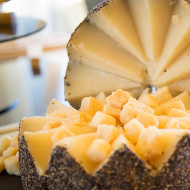 Queso Oveja Afinado Pimienta Negra